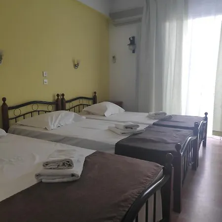 Angela - Zoi Skiathos-Stadt