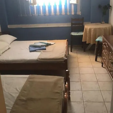 Casa de hóspedes Angela - Zoi