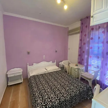 Casa de hóspedes Angela - Zoi 3*