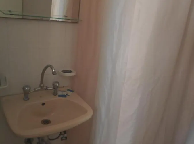 Guest house Angela - Zoi 3*