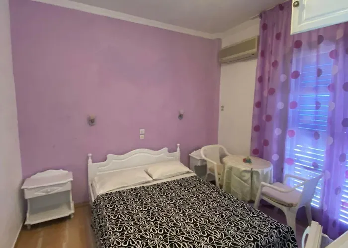 Guest house Angela - Zoi 3*